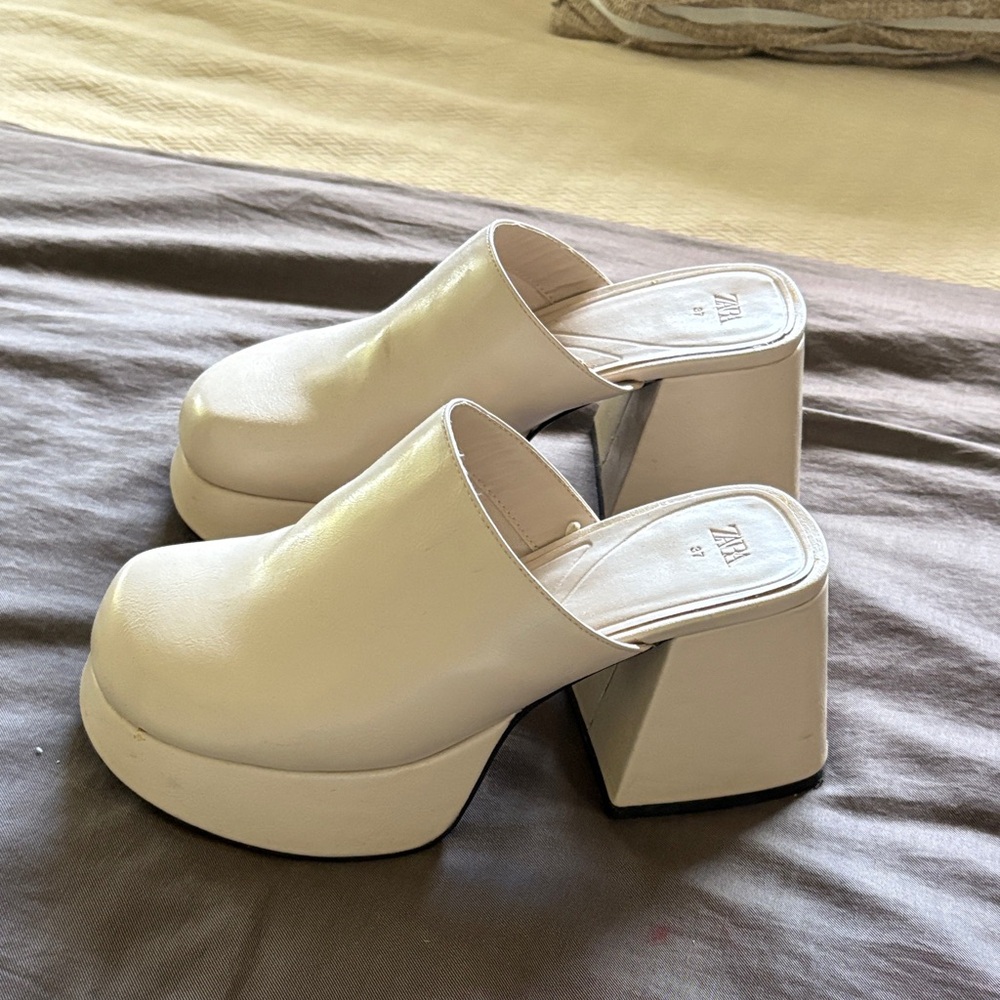 Zara Cream Platform Mule Clogs